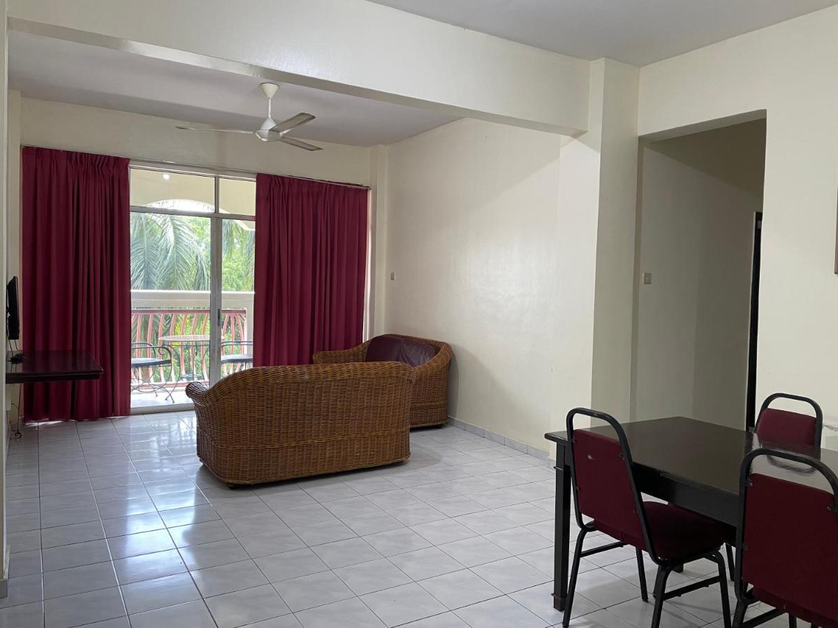 Aparthotel Kuhara Court